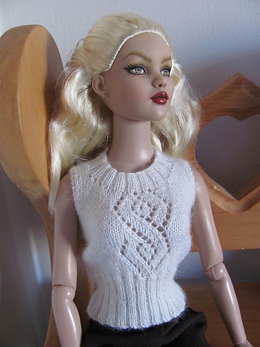 #10 Sleeveless Top with Diamond Lace Panel
