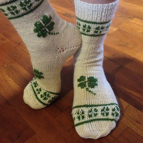 Deutschland - Socken mit Kleeblättern