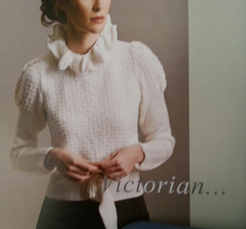 Scalloped Neck Puff Sleeve Pullover