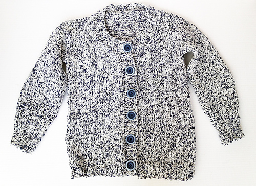 Classic round-neck cardigan