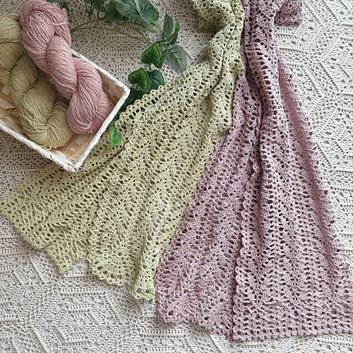 Komorebi Leaf Lace Shawl