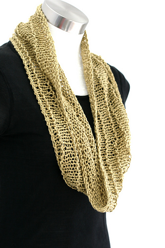 Ravelry: Light Loose Loop pattern by Derrin Berry
