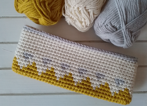 Tapestry Crochet Pouch photo 2