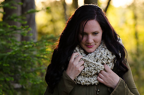 Manko Puff Stitch Infinity Scarf photo 5