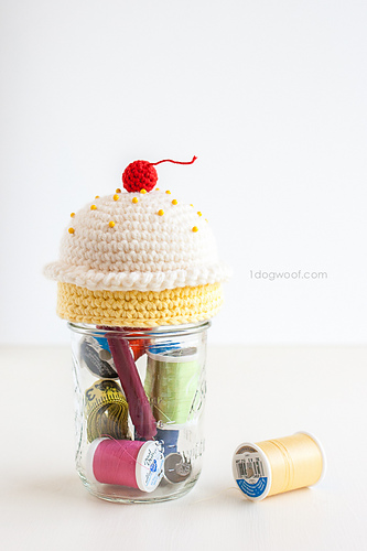 Cupcake Pincushion Mason Jar Topper photo 1