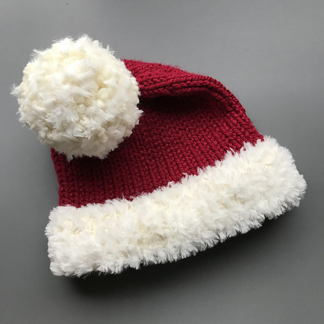 Ravelry: Faux Fur Santa Hat pattern by 