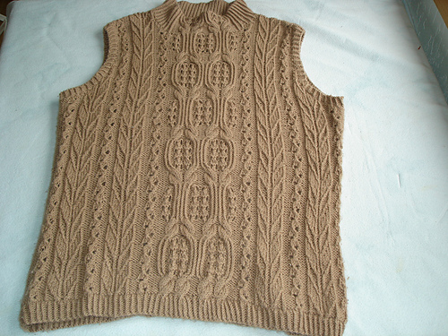 #04 Sculpture Pattern Vest 다른 모습 2