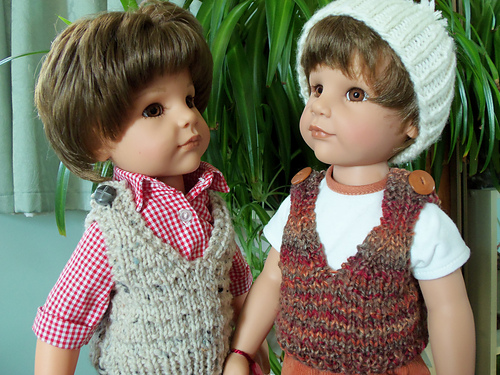 Easy Vest for 18 inch Dolls photo 1