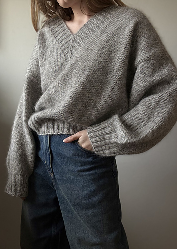 cyrus pullover