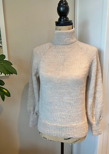 Classic høyhalset genser - Anne-Britt Engen