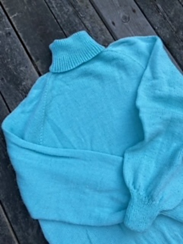 Classic høyhalset genser - Anne-Britt Engen