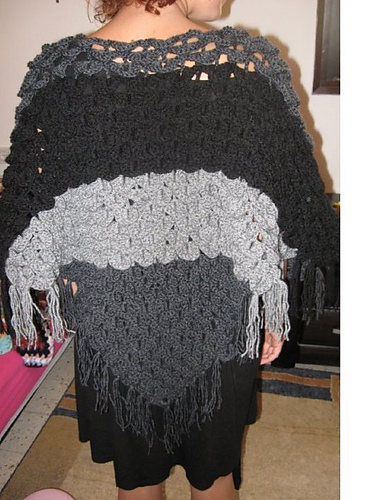 Crocodile Stitch Shawl photo 5