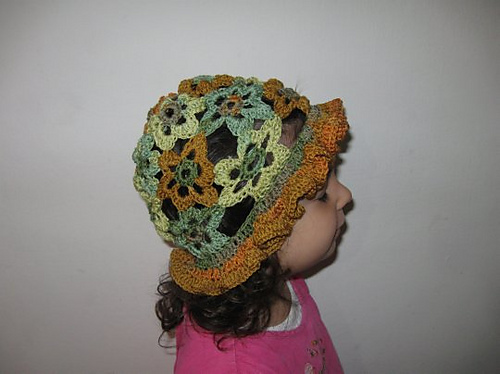 Crocheted Flower Sun Hat photo 3