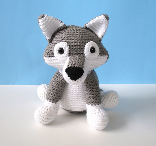 Ravelry: Gabriel the Grey Wolf pattern by Adriana Aguirre