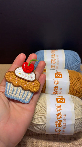 Cupcake Hair Clip