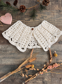 The Lune Collar Crochet pattern 
