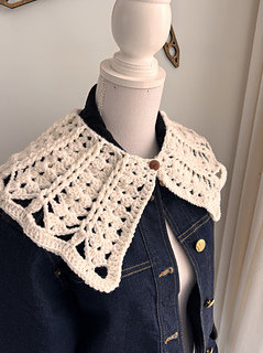 The Lune Collar Crochet pattern 