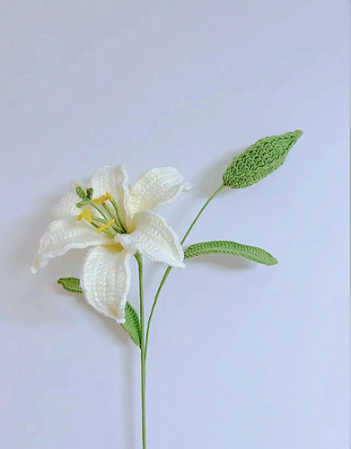 バルーンきんちゃく♡Lilly 他2点 Ravelry: LiLy Flower pattern by Alina Handmade