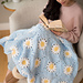 Plush Daisy Blanket pattern