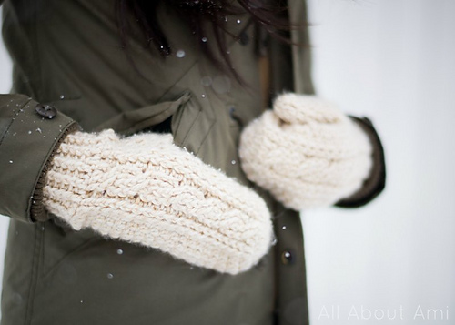 Cabled Mittens photo 4