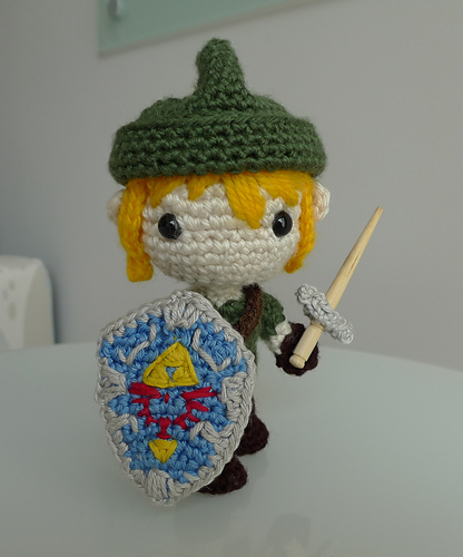 Link's Hylian Shield, Sword and Sheath photo 1