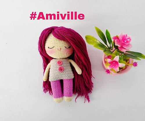 Momo-dokke - Sarah Hafez