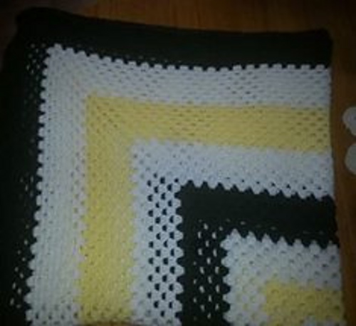 Granny Rectangle Blanket photo 2