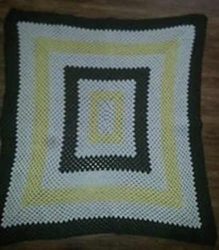 Granny Rectangle Blanket photo 3