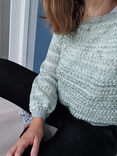 Hull på hull genseren - Anja Karolius