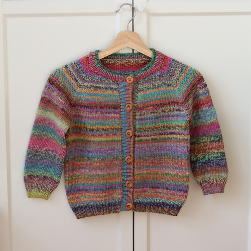 Ravelry: HAPPY Cardigan Mini pattern by Anna-Larina Riedel