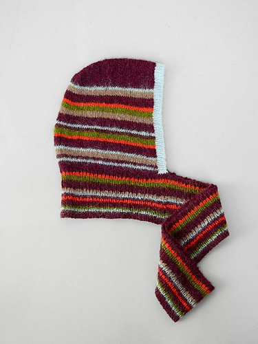 11b Snuggle Hoodie (striped) - Sandnes Garn