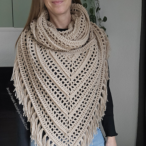 Ibizastyle Hooded Cowl