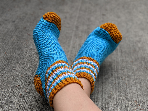 Two-Needles Slipper Socks photo 4