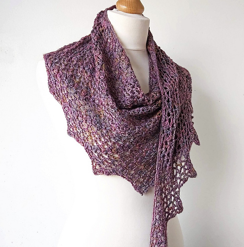 Tendril Shawl photo 8