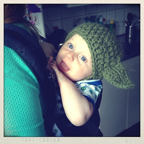 Warm Yoda baby hat photo 7