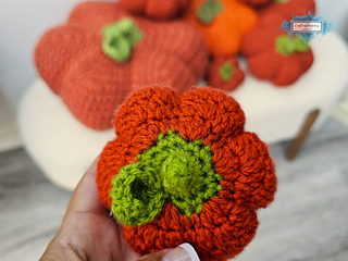 Amigurumi Crochet No Sew Pumpkins by Crafting Happiness