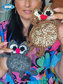 Splattered Cat Coaster Easy Crochet Pattern By Crafting Happiness