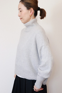 wearing size 2 with 47 cm positive ease.