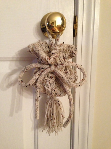 Cabled Hat & Purse photo 1
