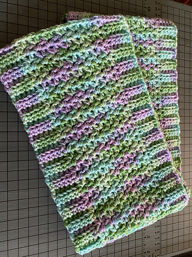 V Stitch Ridge Scarf photo 8