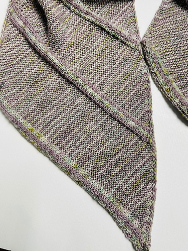 Lining Up Sjal - Nici Griffin