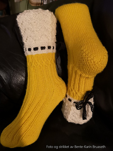 Ravelry: VårSnø pattern by StrikkeBea