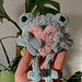 Heart Hugging Frog pattern 