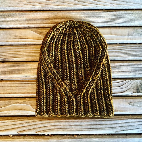Ravelry Center Point Beanie pattern by Benjamin Matthews