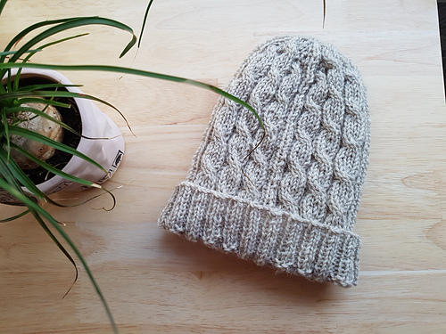 Lue med lange fletter - Bente Andersen