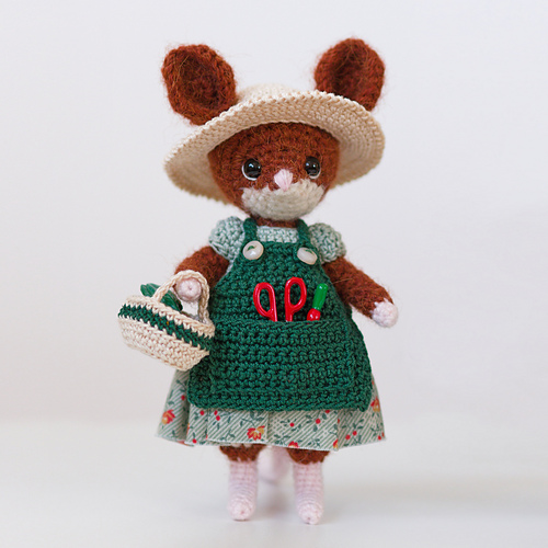 Tiffany Gardener Mouse