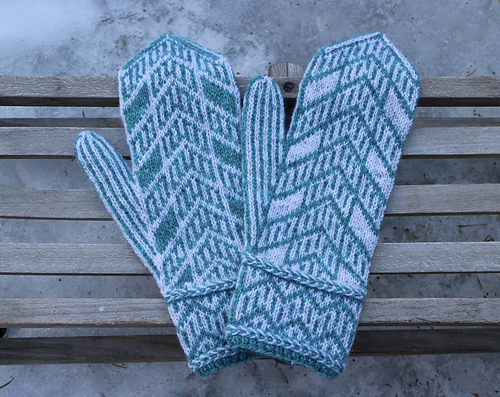 Flyvende Pil votter - Wenche Magerøy