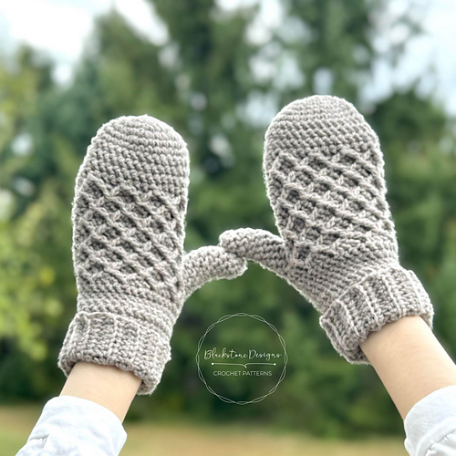 Tumbledown Mittens photo 3