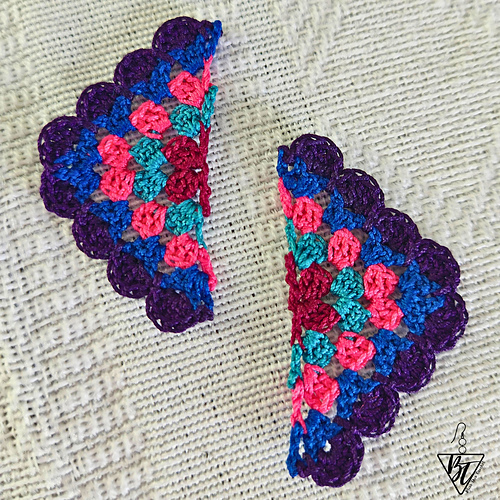 Granny Triangle Ruffle Earrings