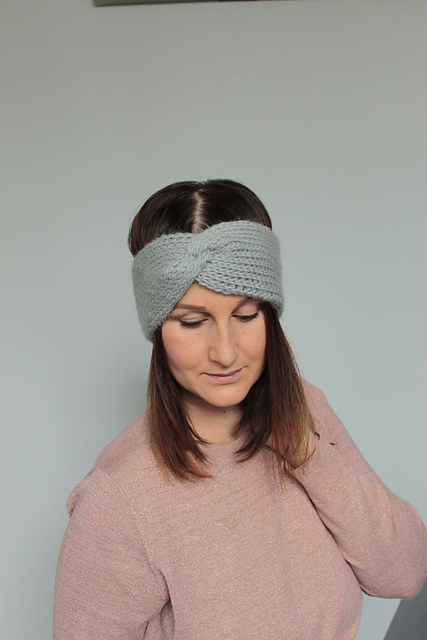 Ravelry: Misty Tunisian Ear Warmer pattern by Veronika Cromwell